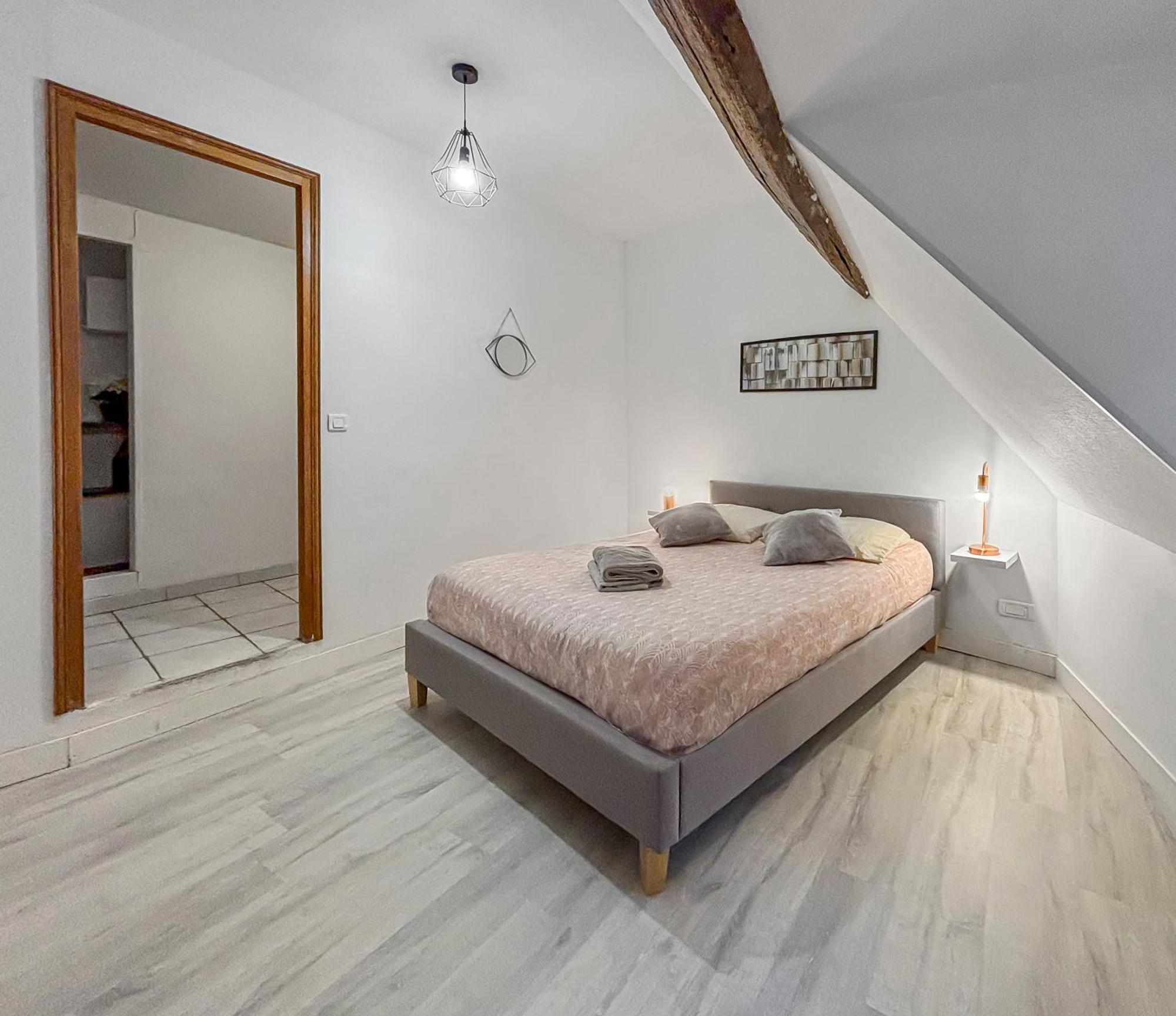 Spacieux & Lumineux Avec Smart Tv Et Wi-Fi Rapide Troyes Exterior foto